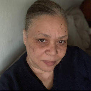 Meet your Posher, Leticia